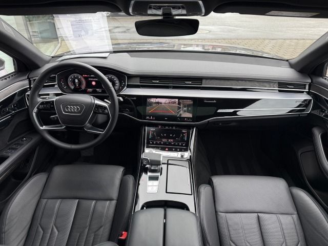 Audi A8 2022