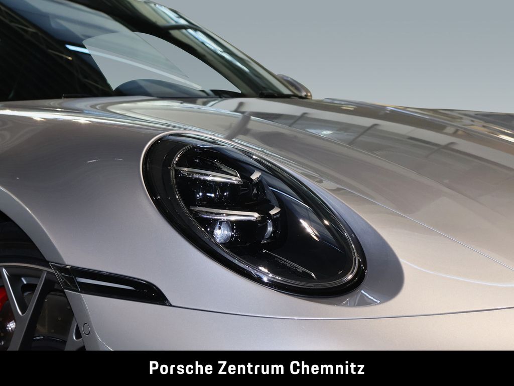 Porsche 992 2025