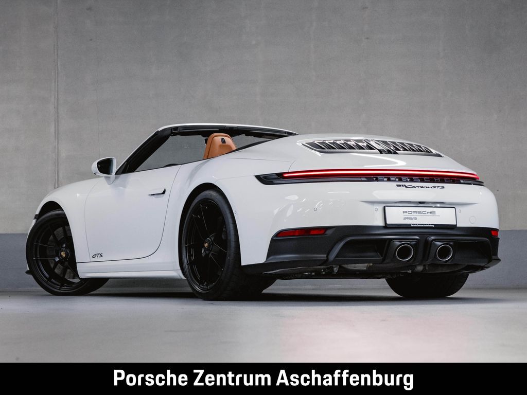 Porsche 992 2024