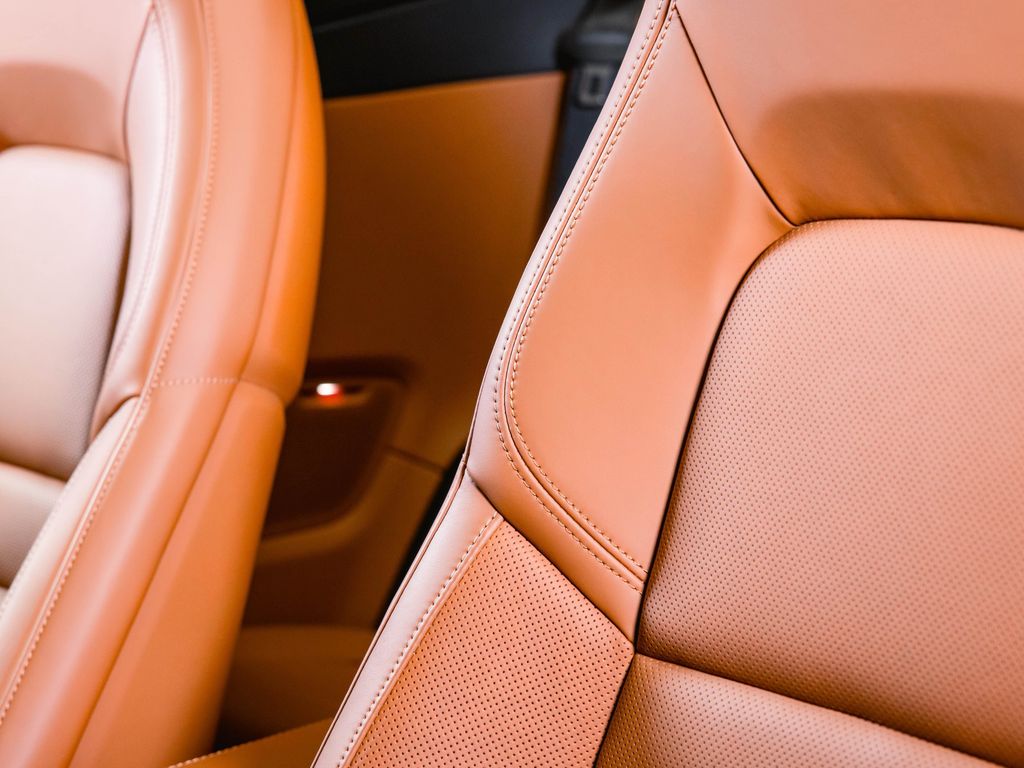 Porsche 992 2024