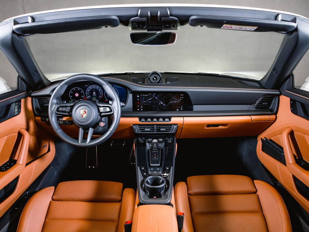 Porsche 992 2024