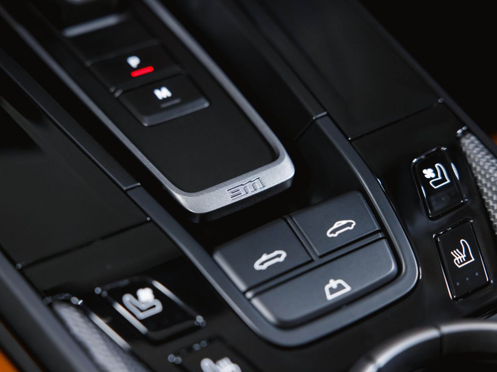Porsche 992 2024