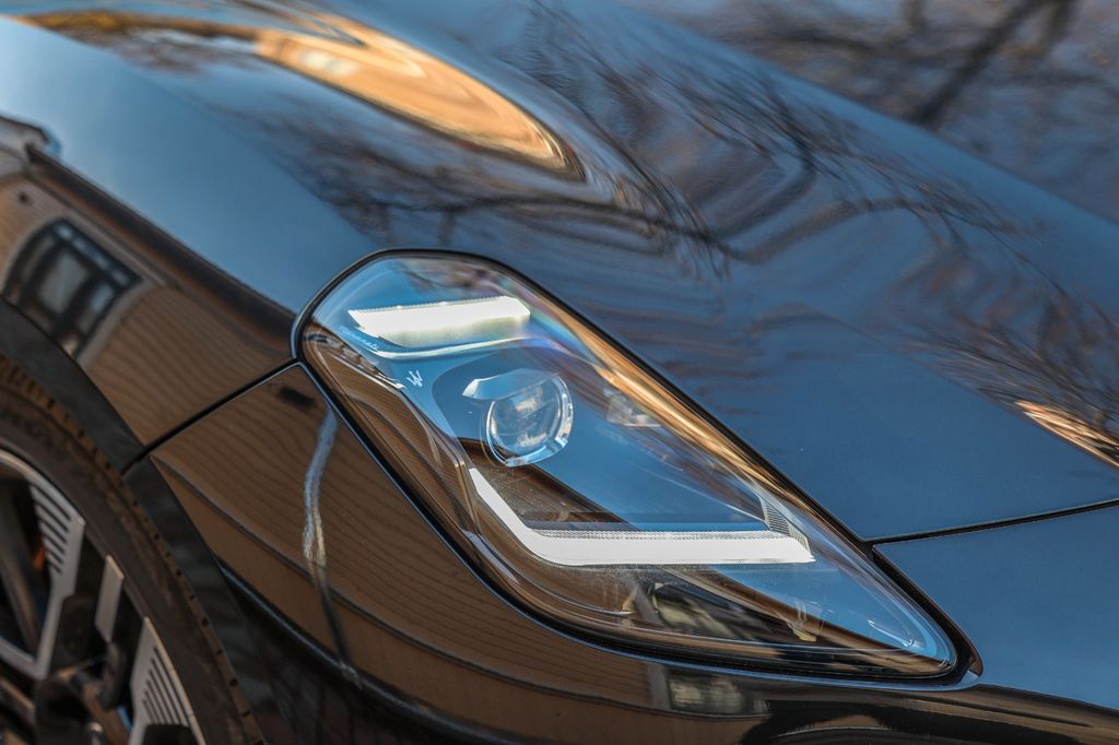 Maserati GranCabrio 2024