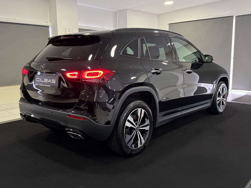 Mercedes-Benz GLA 250 2022