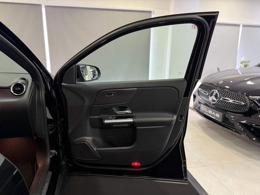 Mercedes-Benz GLA 250 2022