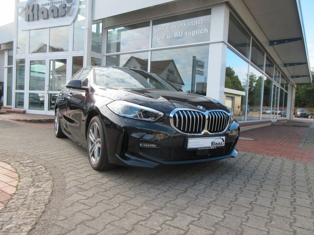 BMW 118 2024