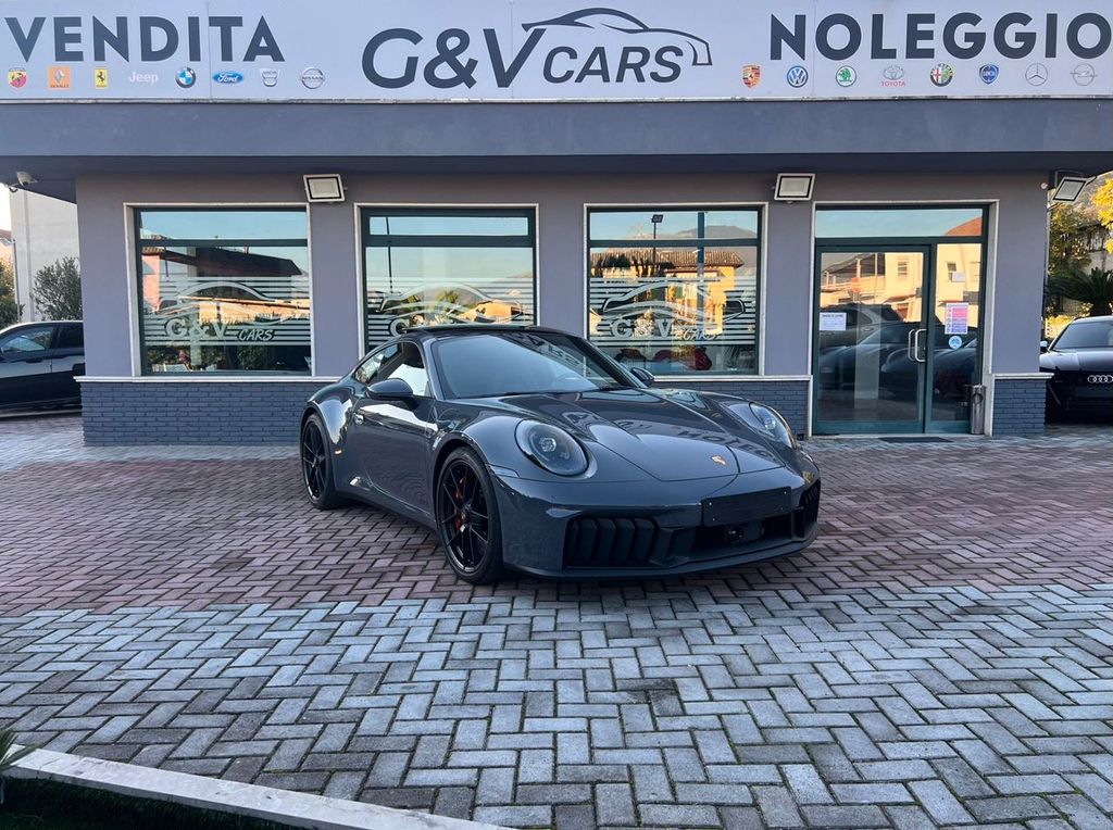 Porsche 911 2025