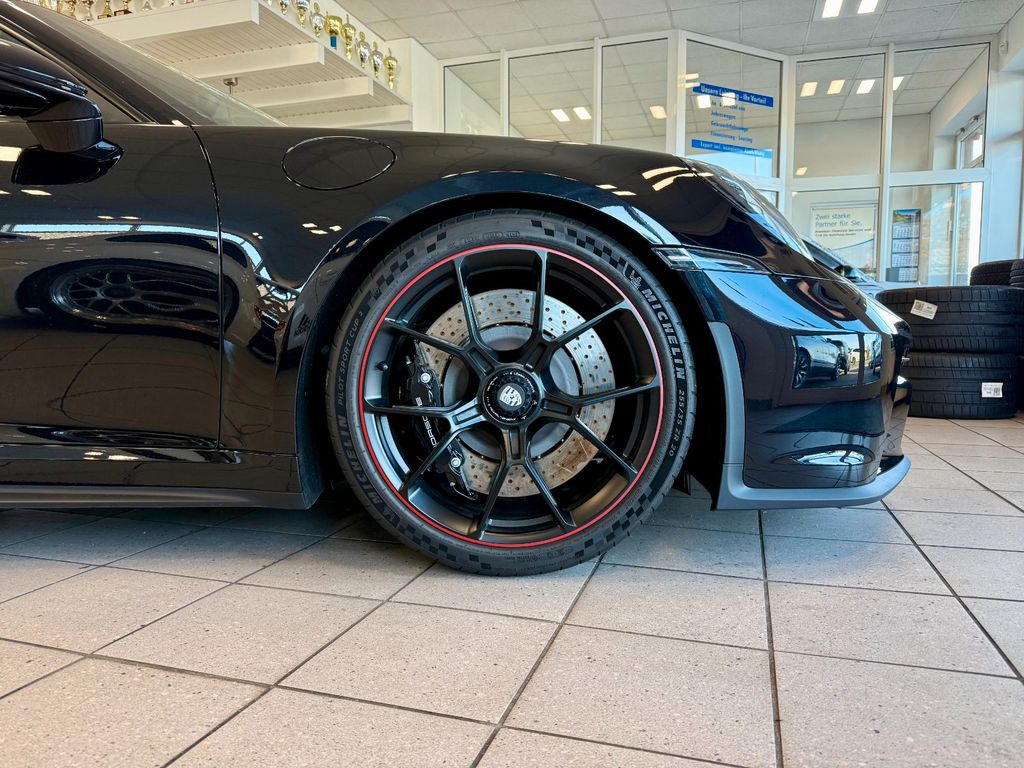 Porsche 992 2023