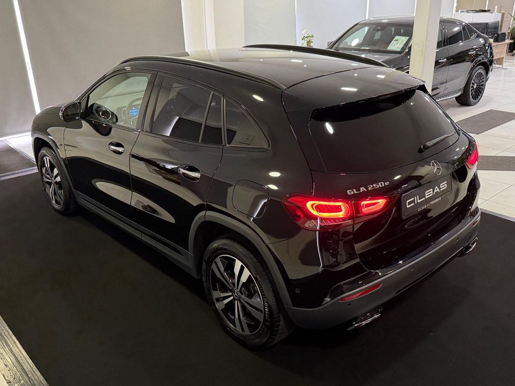 Mercedes-Benz GLA 250 2022