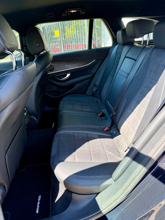 Mercedes-Benz E 300 2022