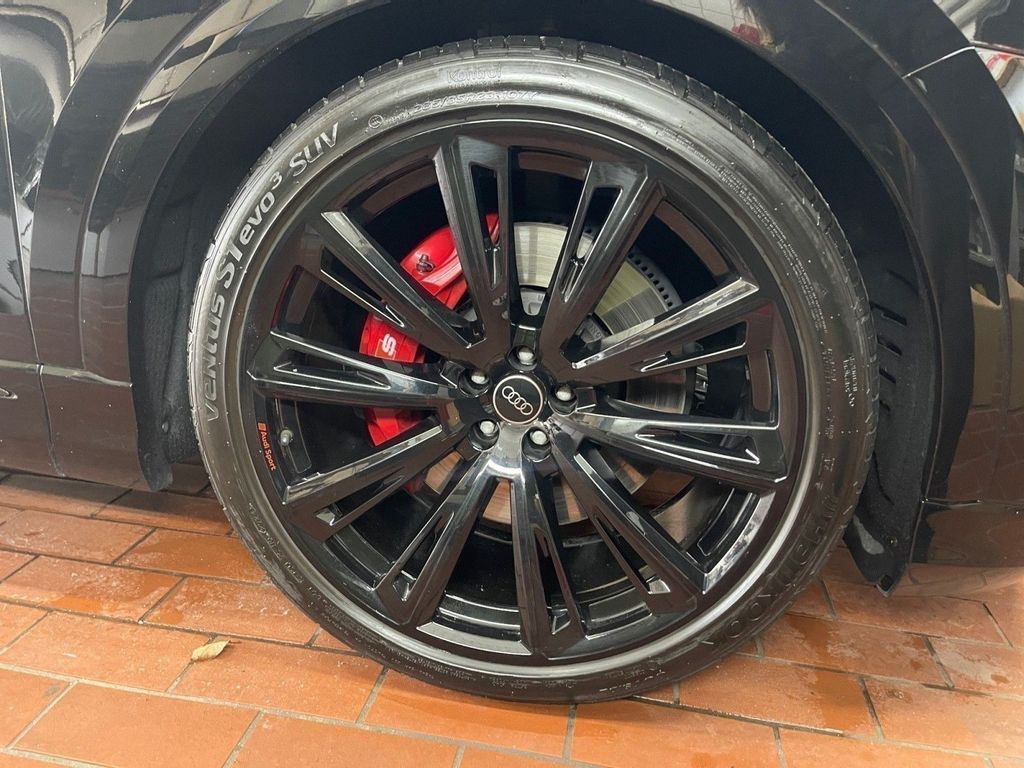 Audi SQ8 2022