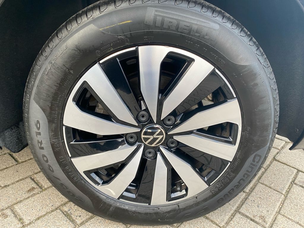 Volkswagen Touran 2023