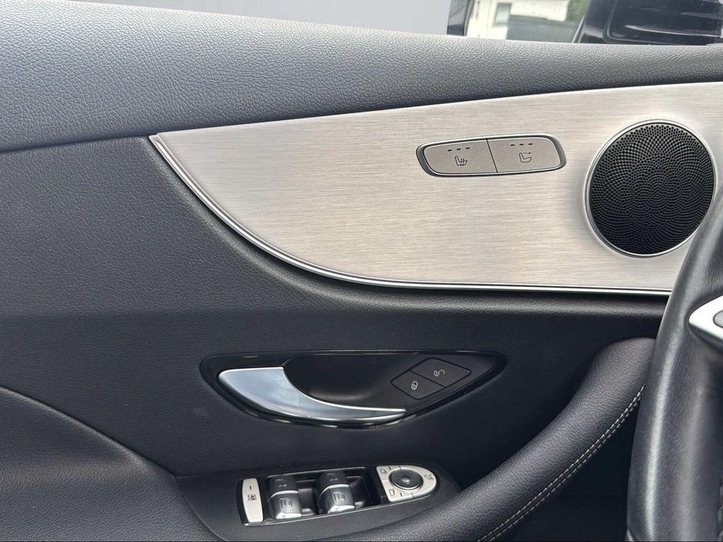 Mercedes-Benz E 200 2021