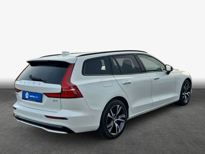 Volvo V60 2025