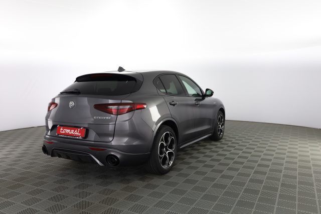 Alfa Romeo Stelvio 2023