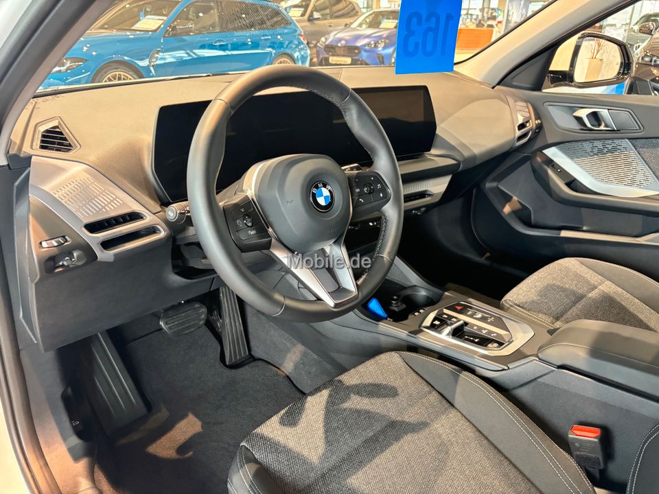 BMW 120 2024