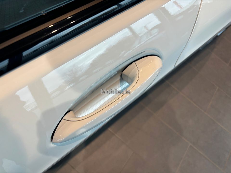 BMW 120 2024