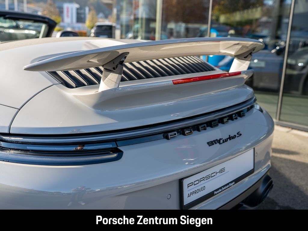 Porsche 992 2023