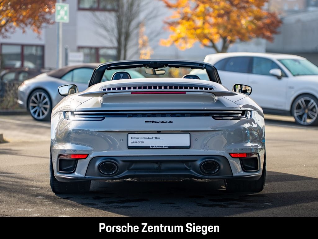 Porsche 992 2023