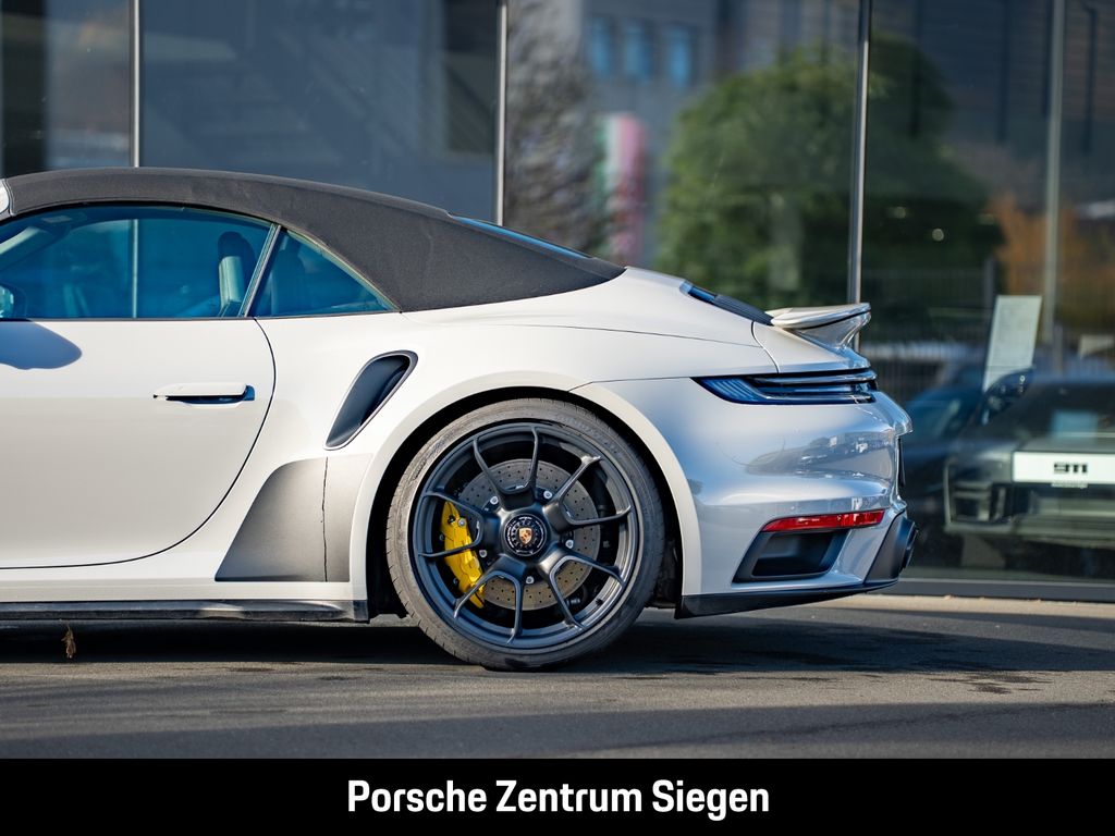 Porsche 992 2023