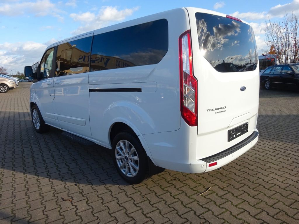 Ford Tourneo Custom 2021