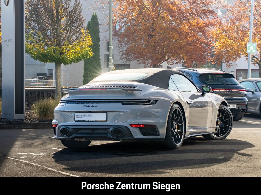 Porsche 992 2023