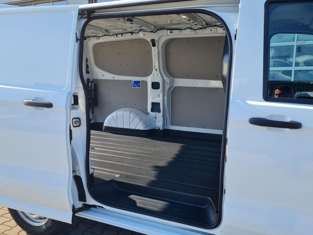 Volkswagen T7 Transporter 2025