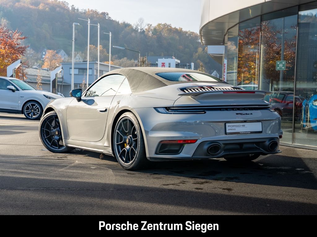 Porsche 992 2023