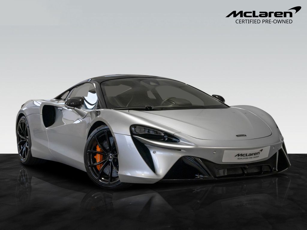 McLaren Artura 2024