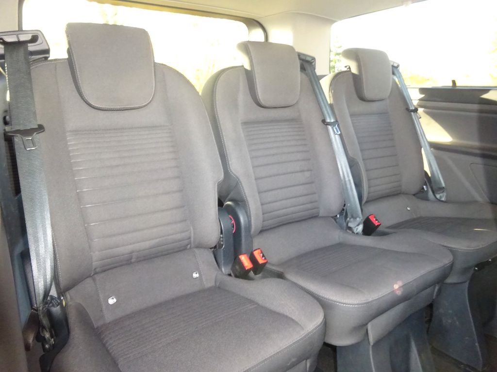 Ford Tourneo Custom 2021