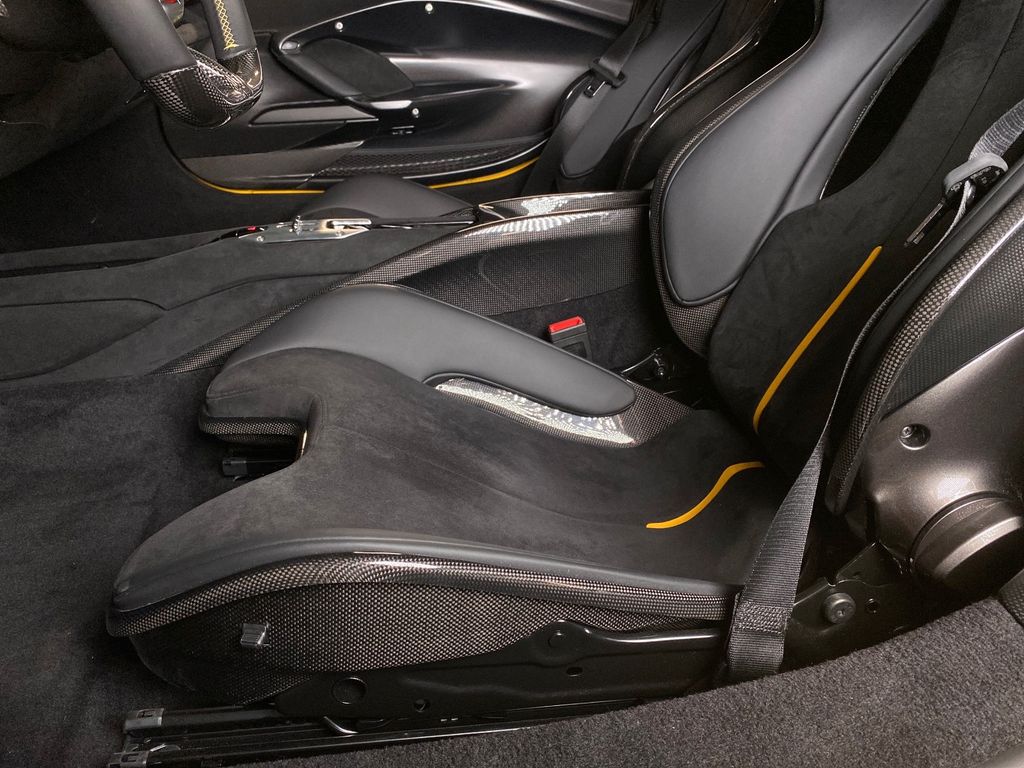 Ferrari 296 GTB 2023