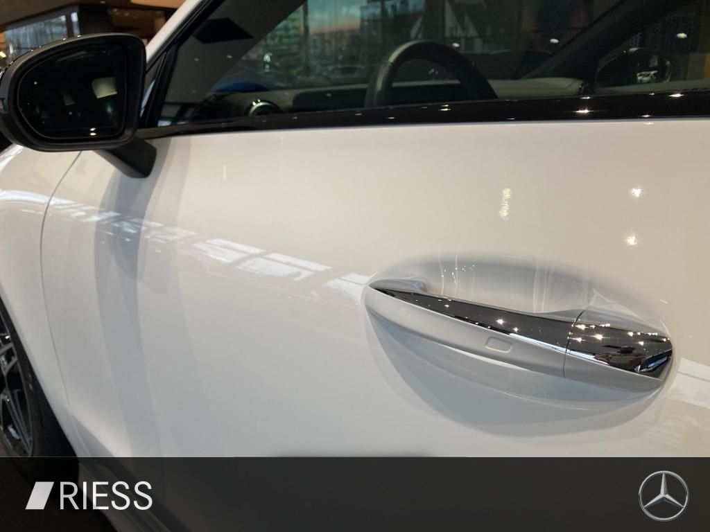 Mercedes-Benz CLA 200 2025