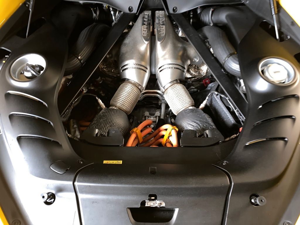 Ferrari 296 GTB 2023