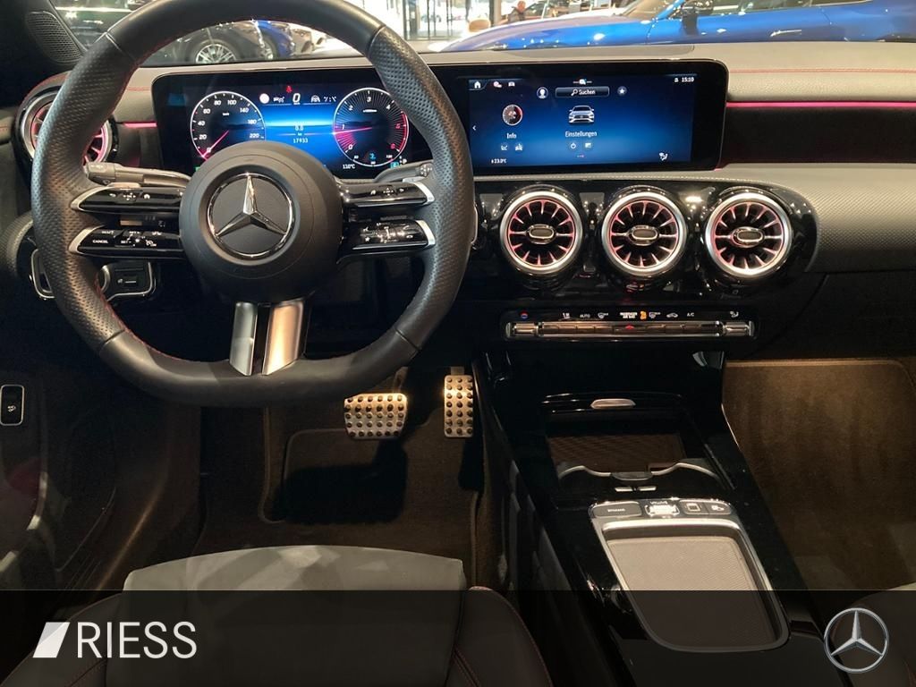 Mercedes-Benz CLA 200 2025