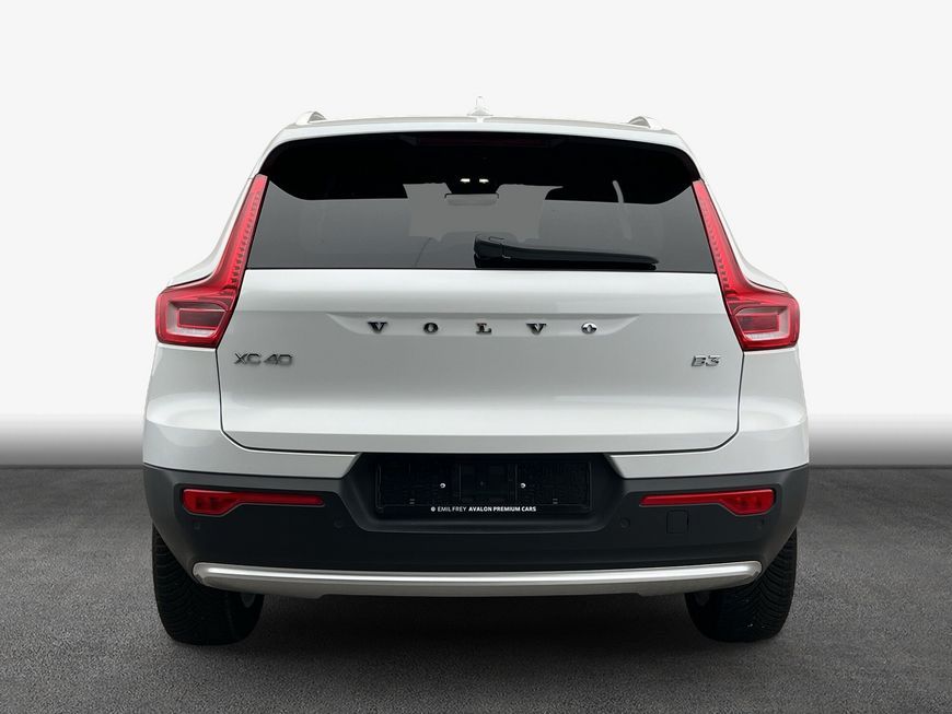 Volvo XC40 2024