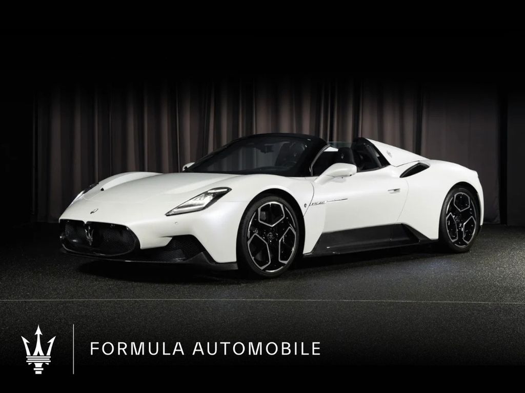 Maserati MC20 2023