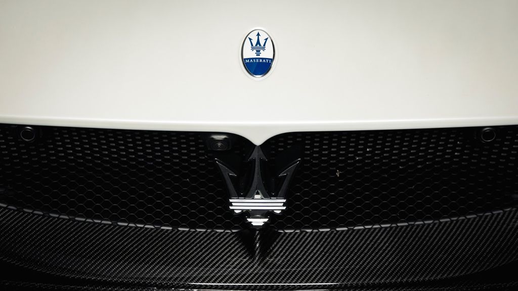 Maserati MC20 2023