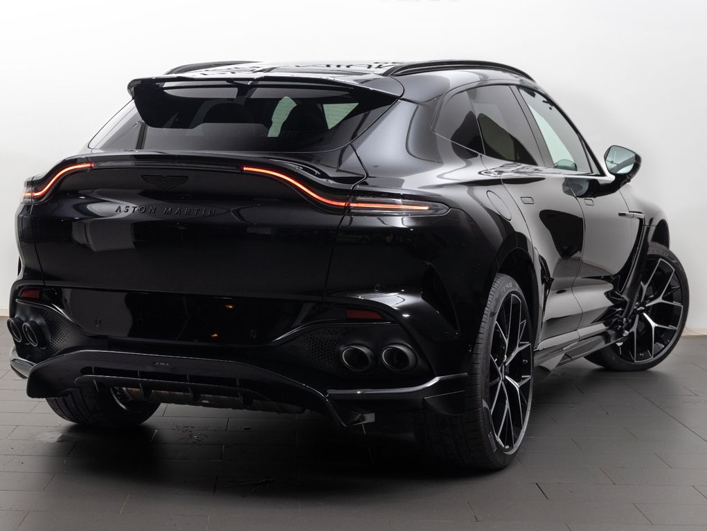 Aston Martin DBX
