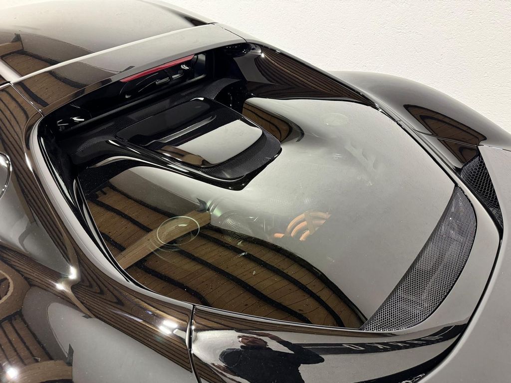 Ferrari 296 GTB 2024