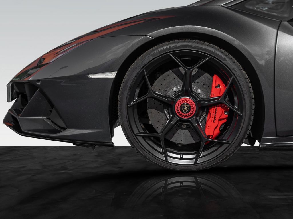 Lamborghini Huracán 2024