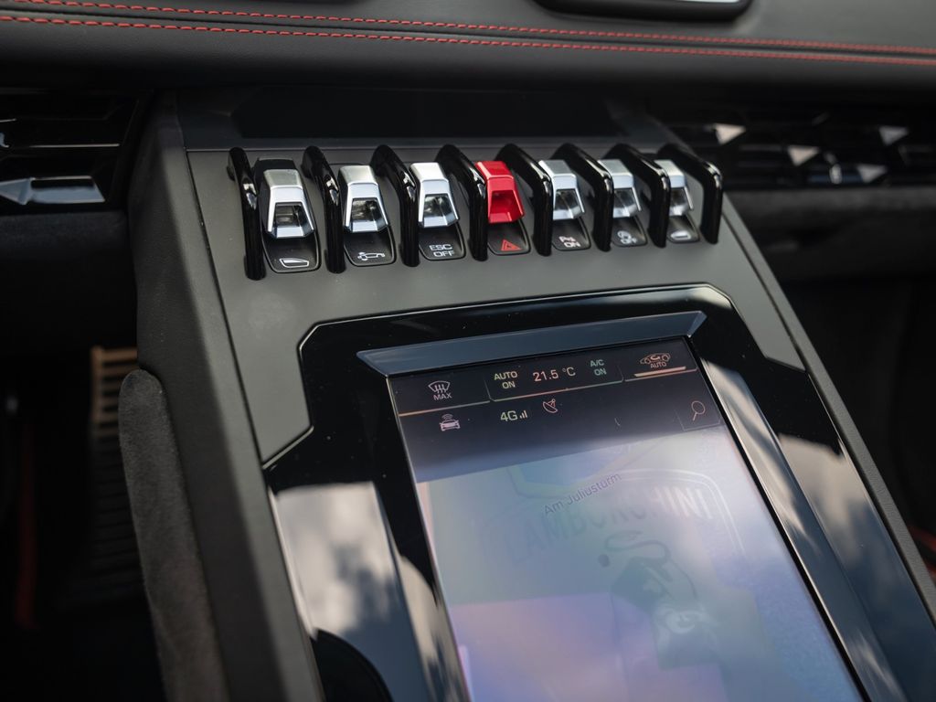 Lamborghini Huracán 2024