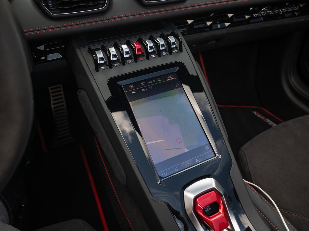 Lamborghini Huracán 2024