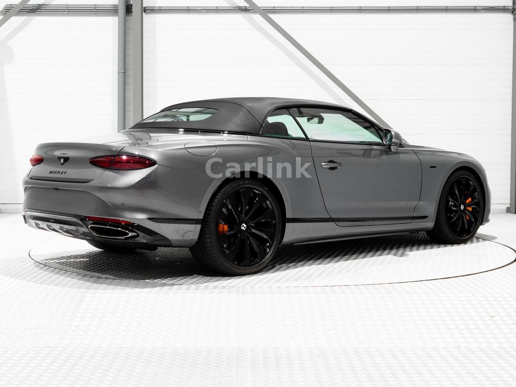 Bentley Continental GTC 2025