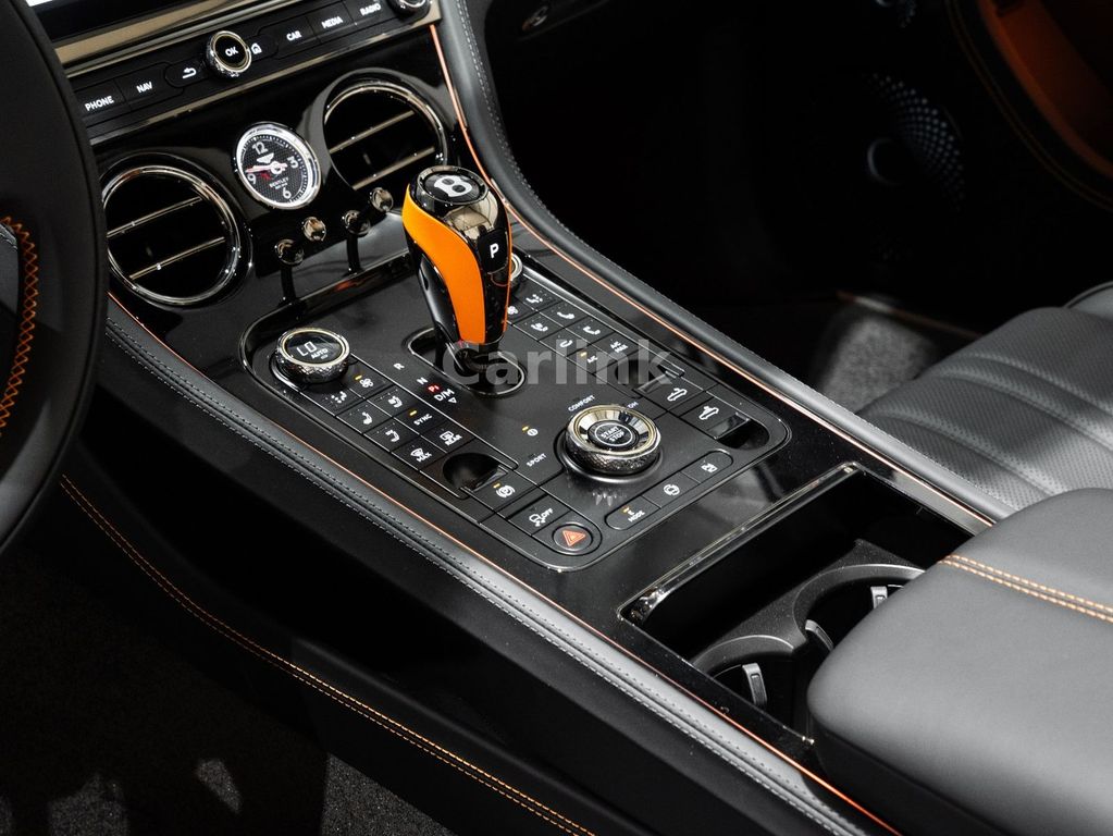 Bentley Continental GTC 2025