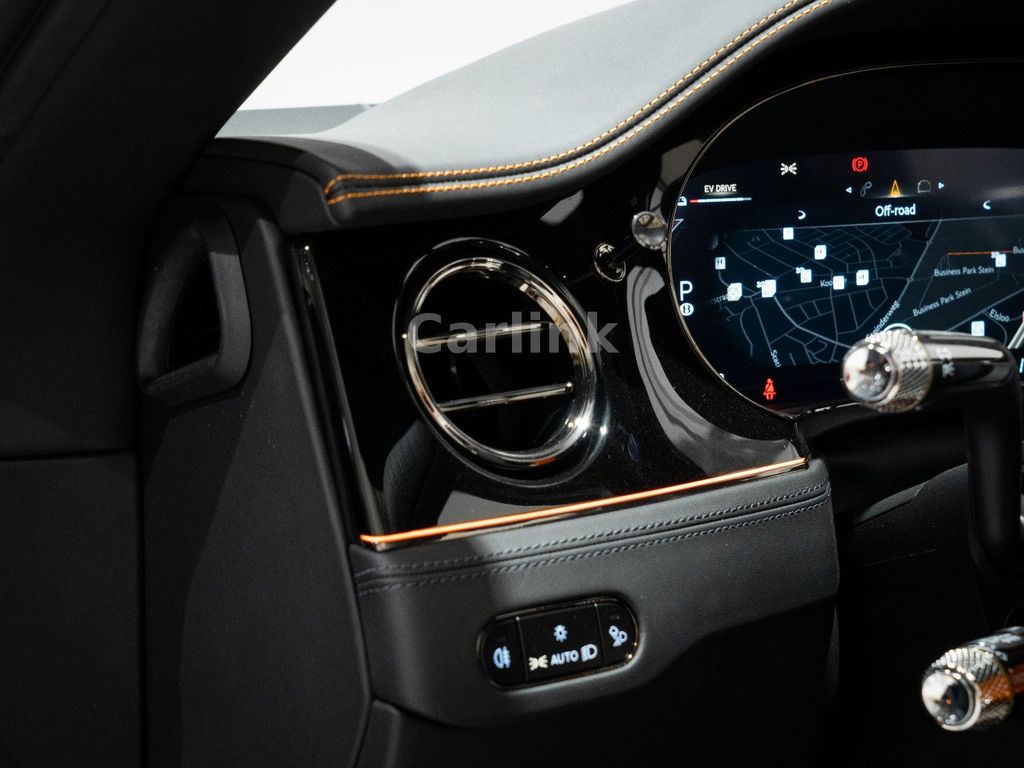Bentley Continental GTC 2025