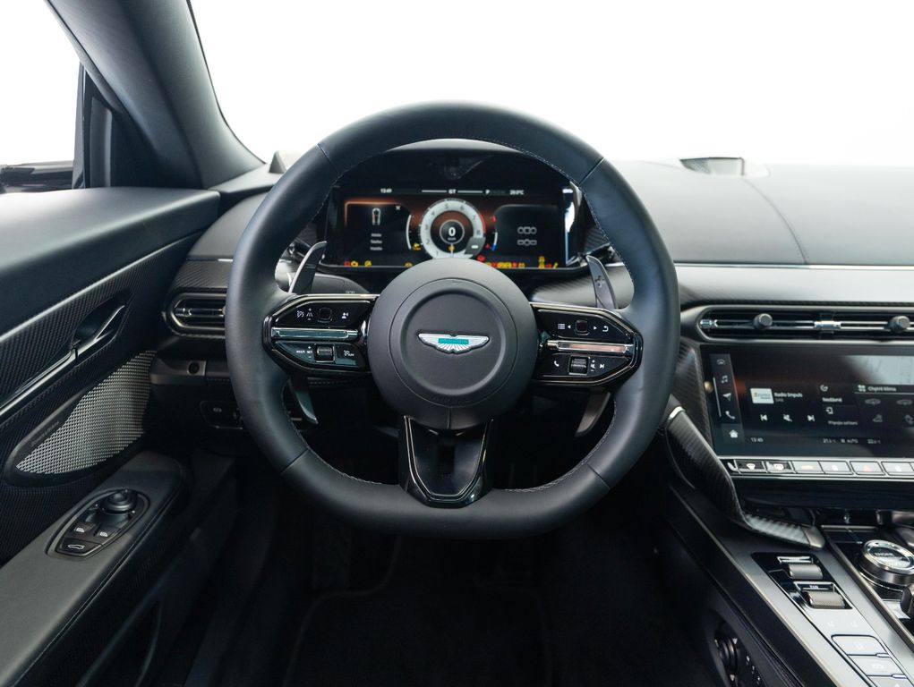 Aston Martin Vanquish 2025