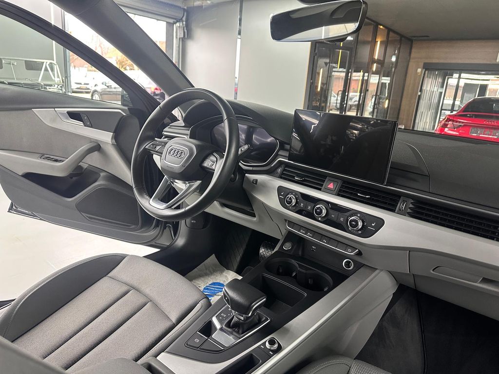 Audi A4 2021
