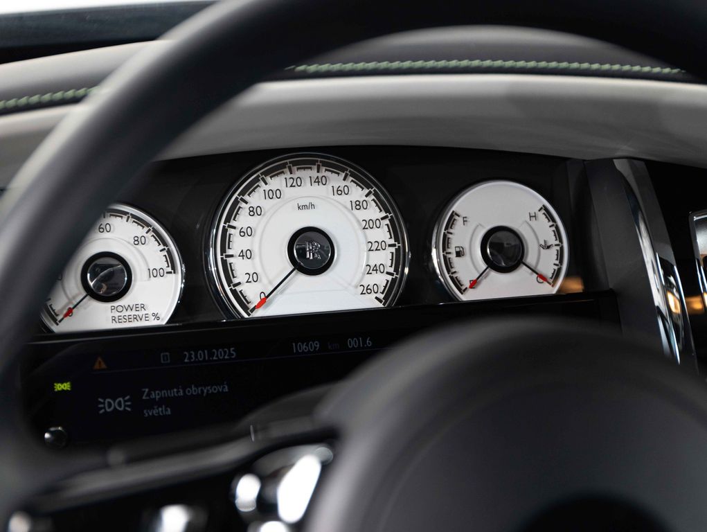 Rolls-Royce Wraith 2023