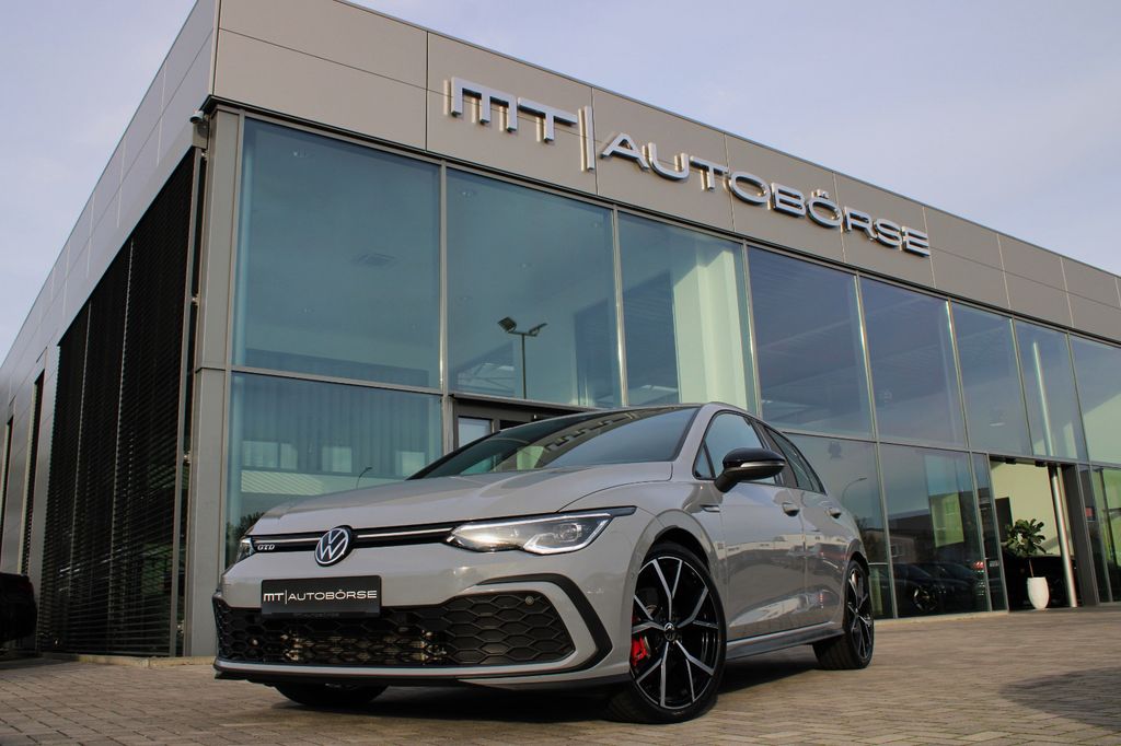 Volkswagen Golf 2022