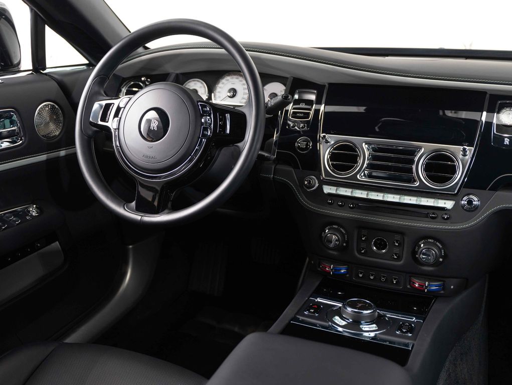 Rolls-Royce Wraith 2023